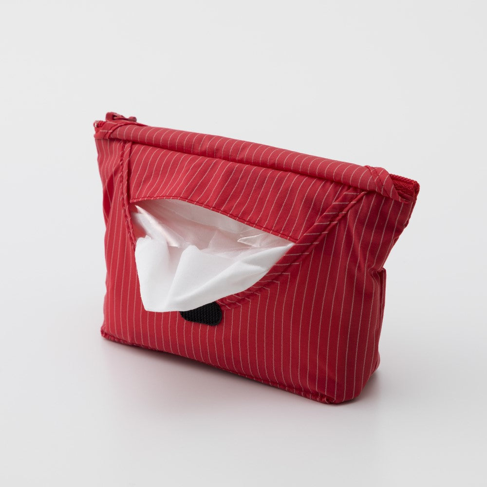 ポケットティッシュも入れられます