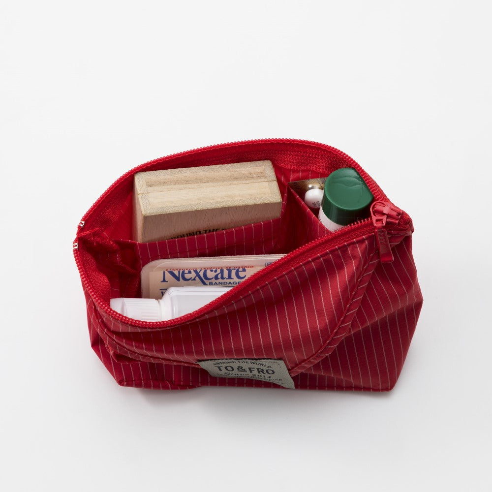 内ポケットで小物類が整理でき 取り出しやすく便利です