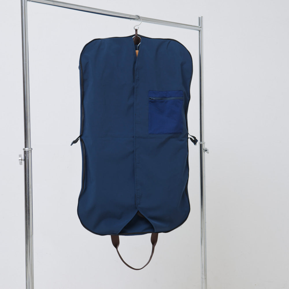 そのままハンガーラックにかけられる