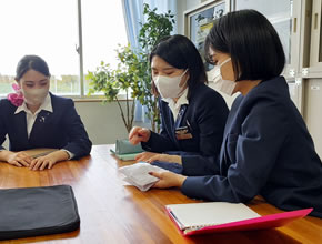 ファーストサンプル検討会 風景(1)