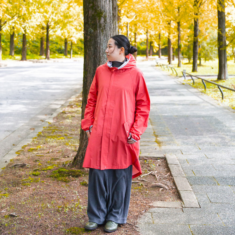 RED,Mサイズ着用(モデル身長:156cm)