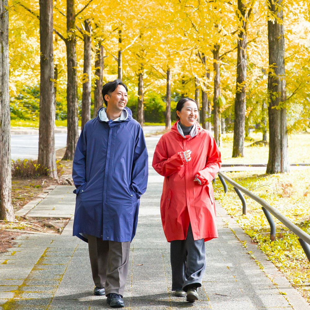男性(173cm):NAVY,Lサイズ着用 女性(156cm):RED,Mサイズ着用
