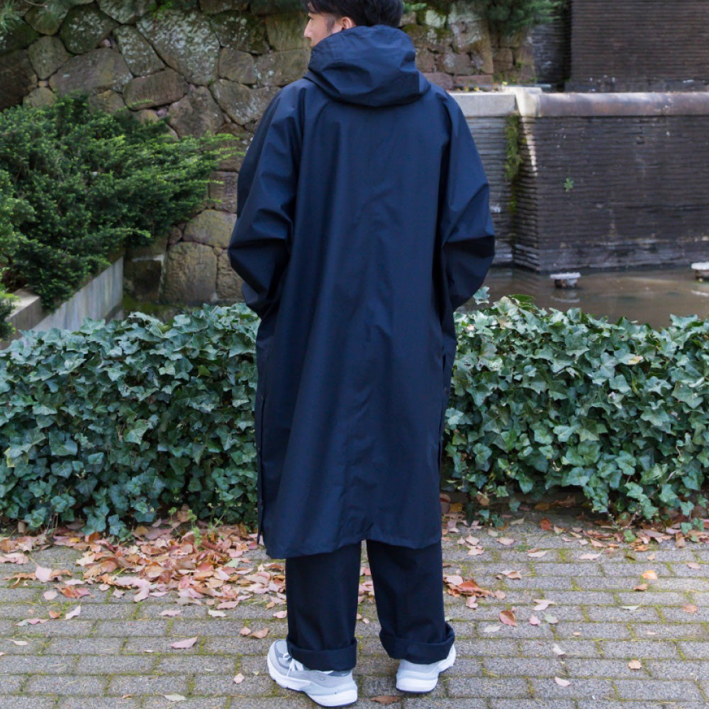 OVERSIZE WATERPROOF COAT – 軽さを持ってでかけよう TO&FRO