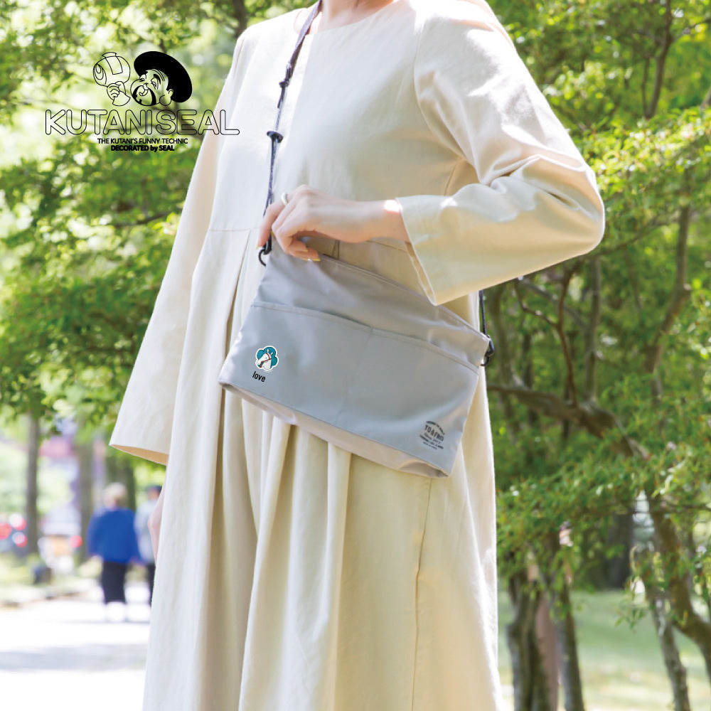 バラ売り♡1点150円 タオル、サコッシュ、小物入れ PACKABLE SACOCHE パッカブルサコッシュ – TO&FRO 軽さをもってでかけ