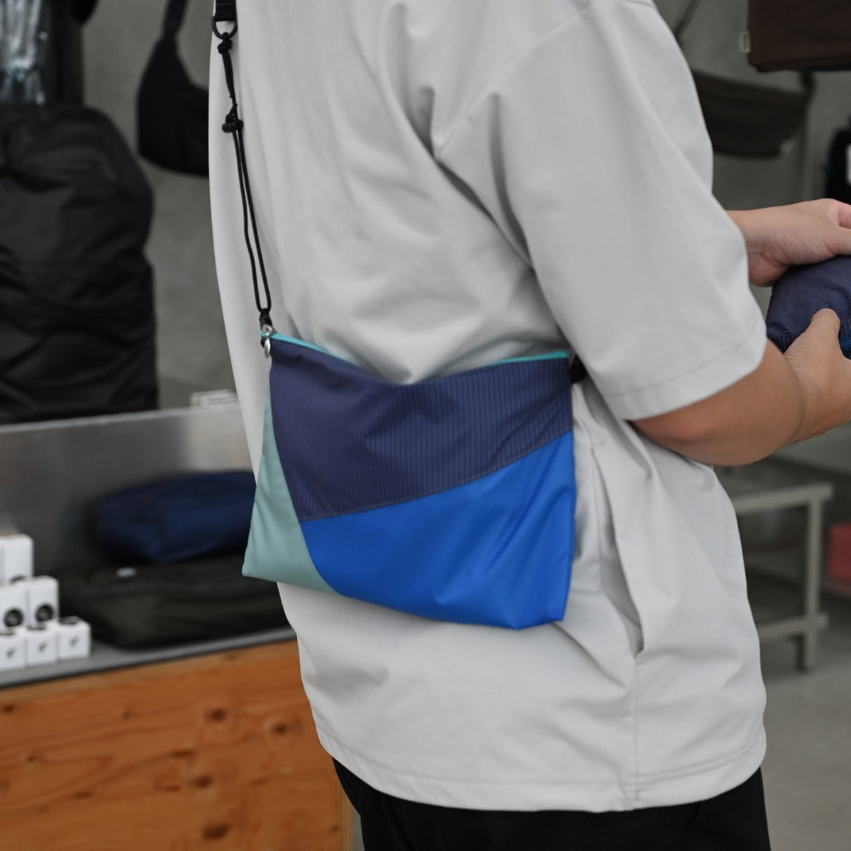 ネイビーベース（NAVY BASE）着用