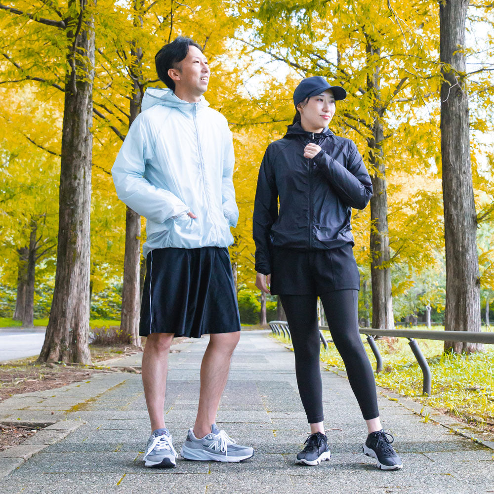 COMPACT POCKETABLE NYLON PARKA – TO&FRO 軽さをもってでかけよう。