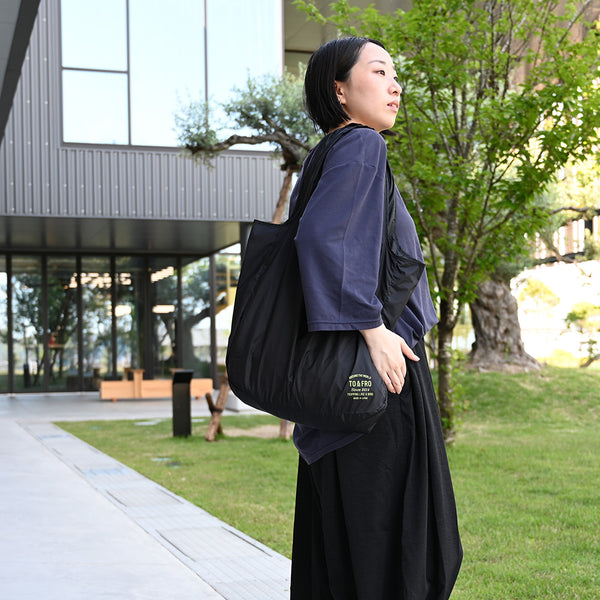 PACKABLE TOTE BAG AIR -NEON- M BLACK BASE